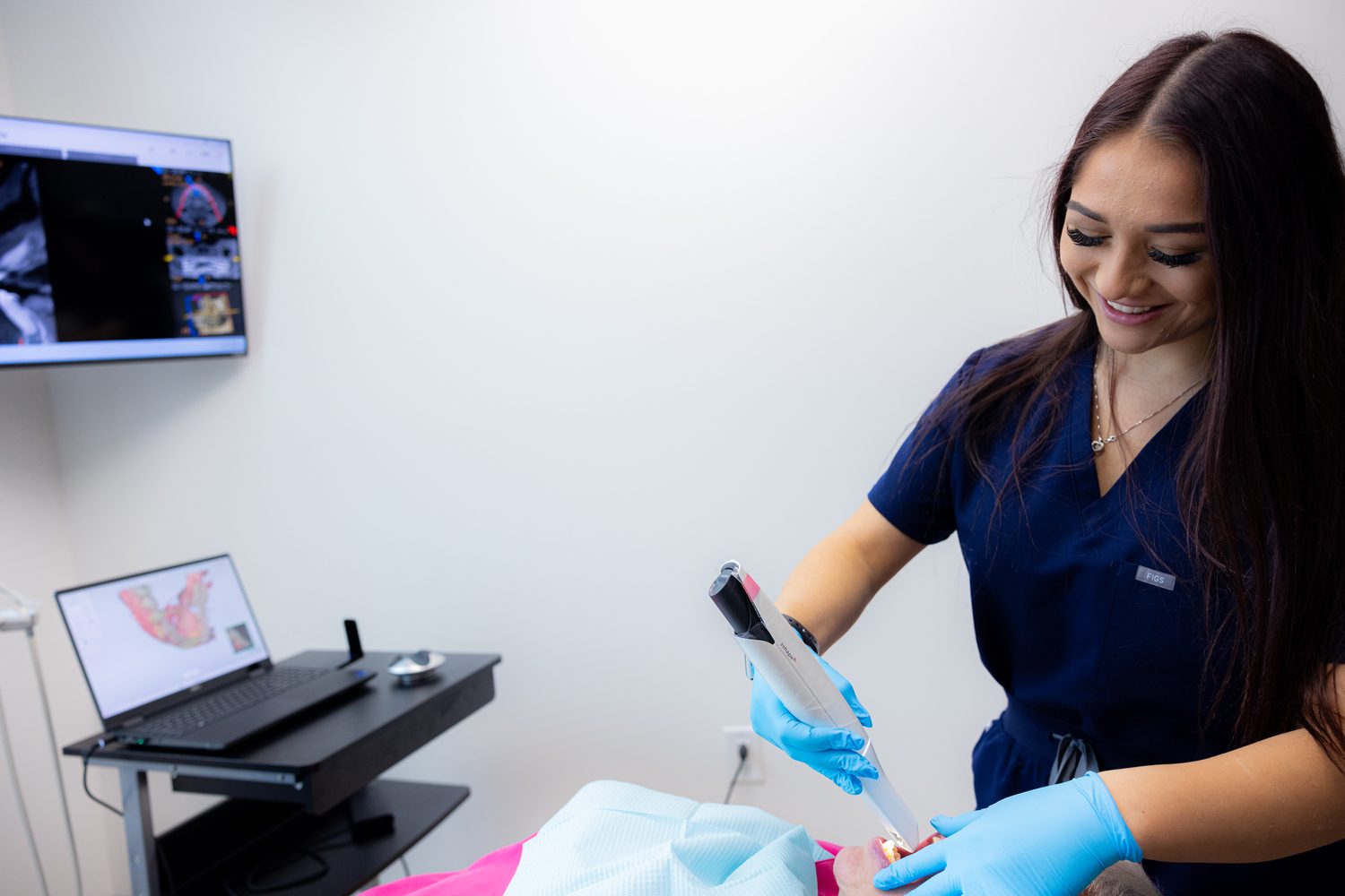 wisdom tooth removal, wisdom tooth extraction, wisdom teeth extraction, impacted wisdom teeth extraction, wisdom teeth pulled, emergency wisdom tooth removal